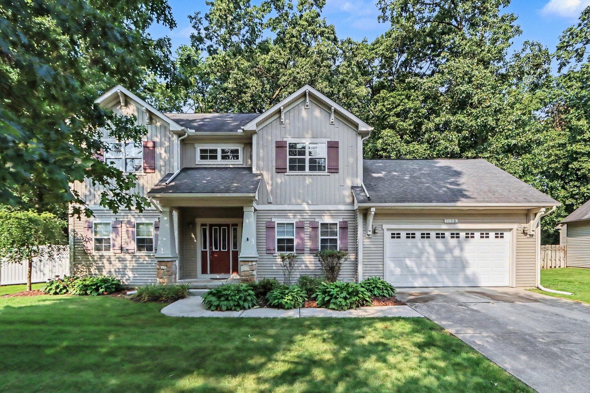 Primary property photo