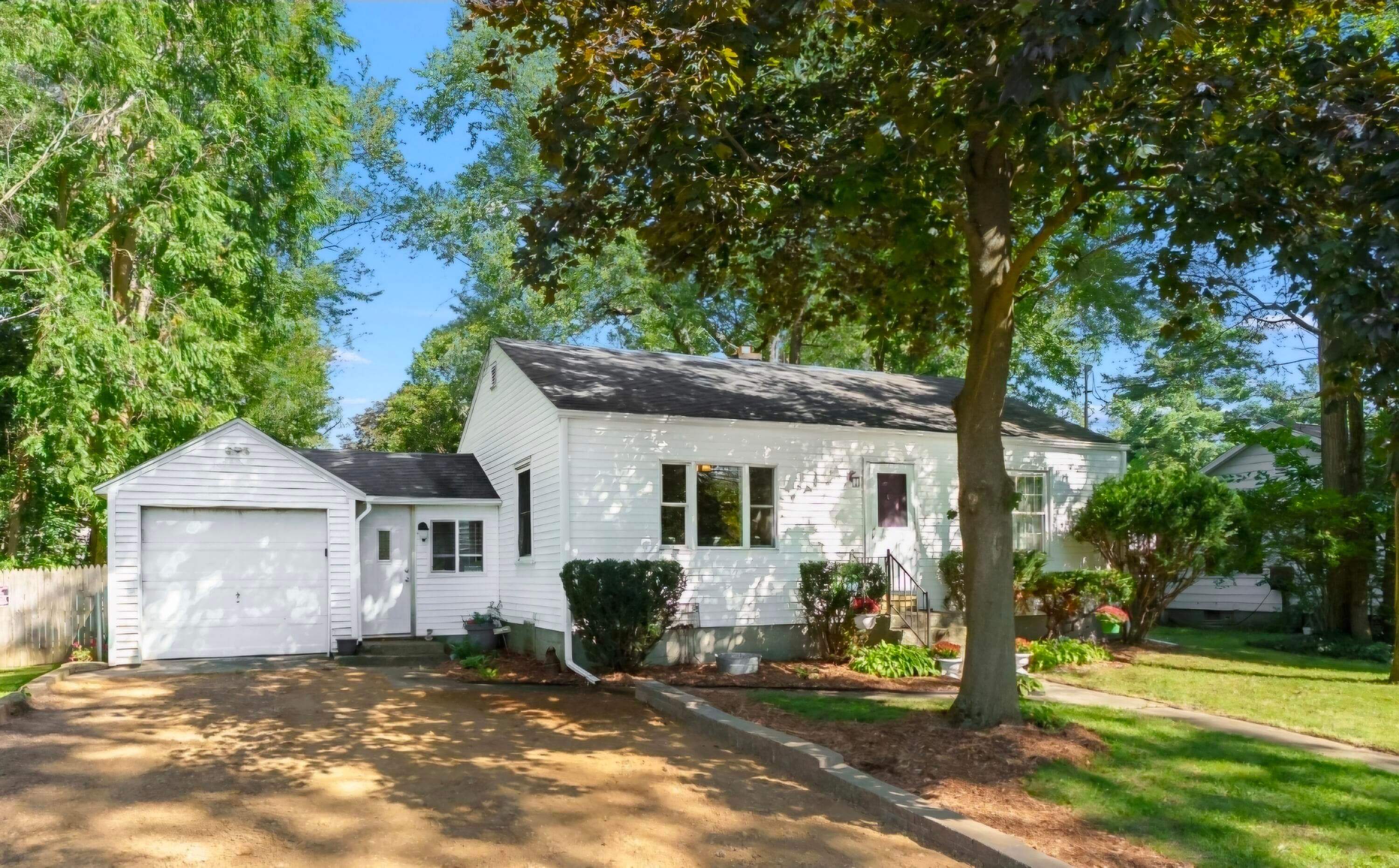 5148 Boylan Kalamazoo MI 49004