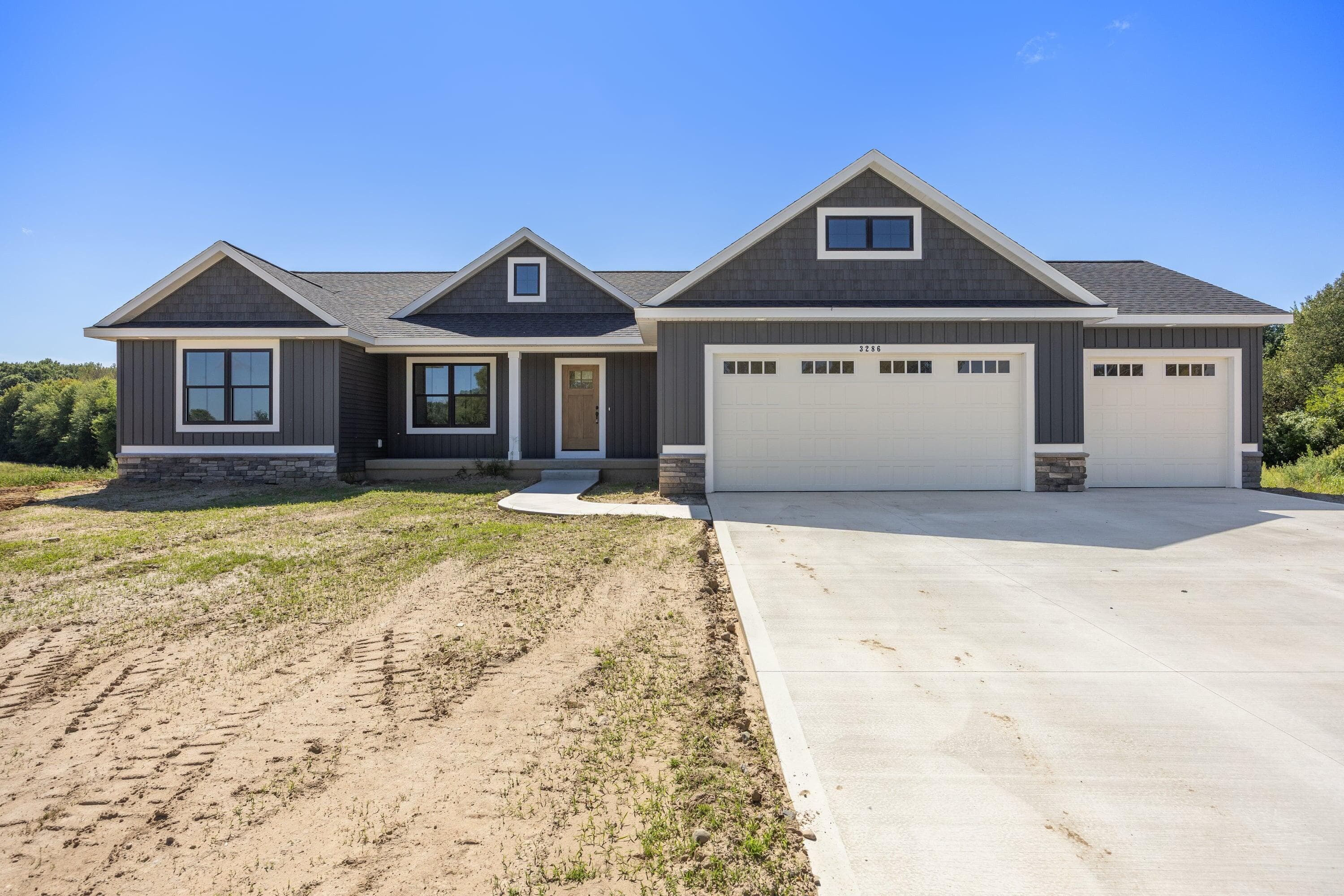 3286 Stonehill Wayland MI 49348