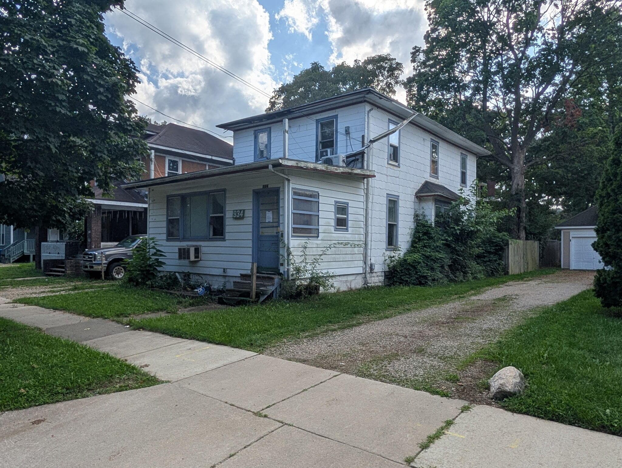 934 Osborne Kalamazoo MI 49001