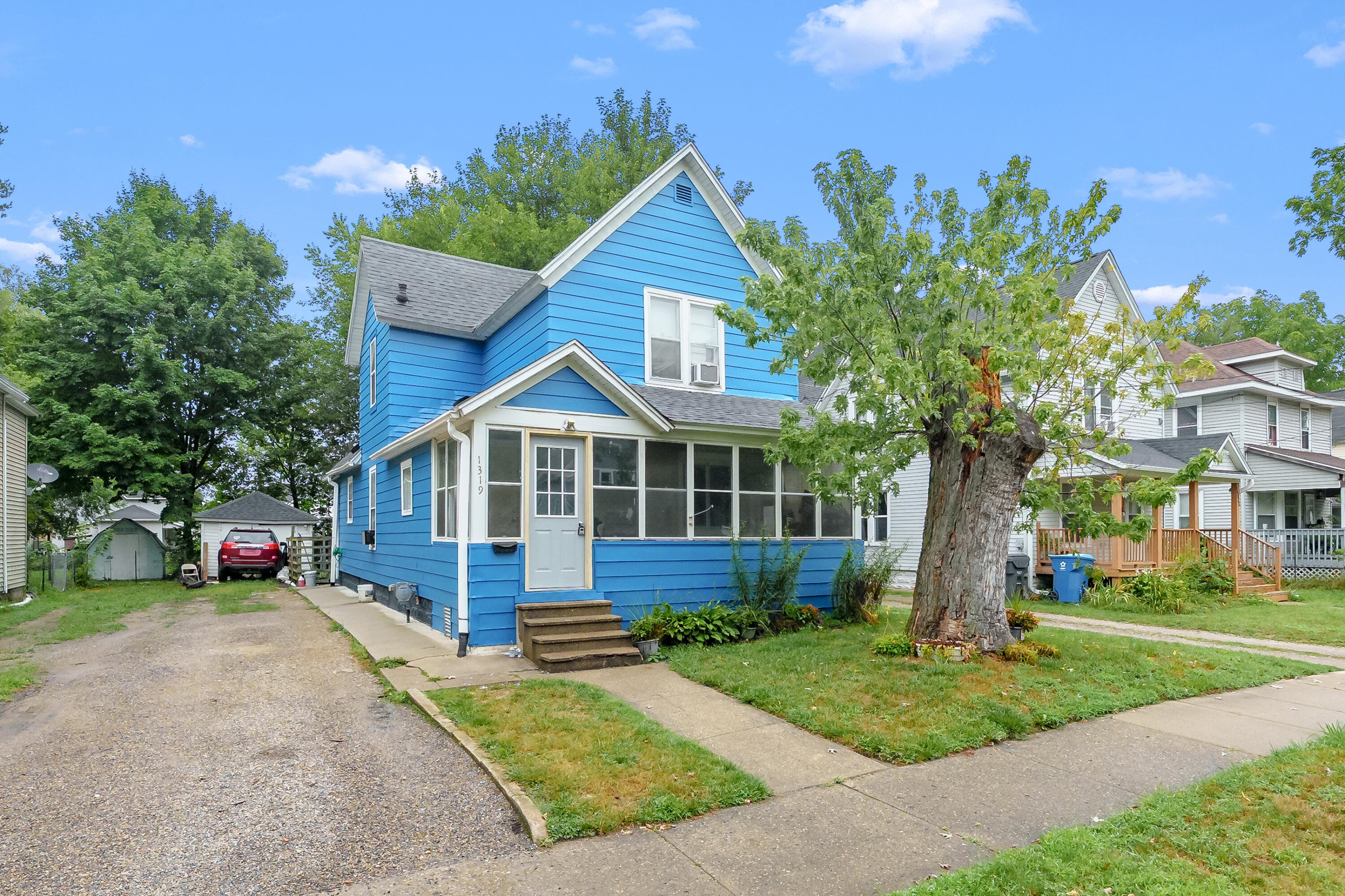 1319 Jackson Kalamazoo MI 49001