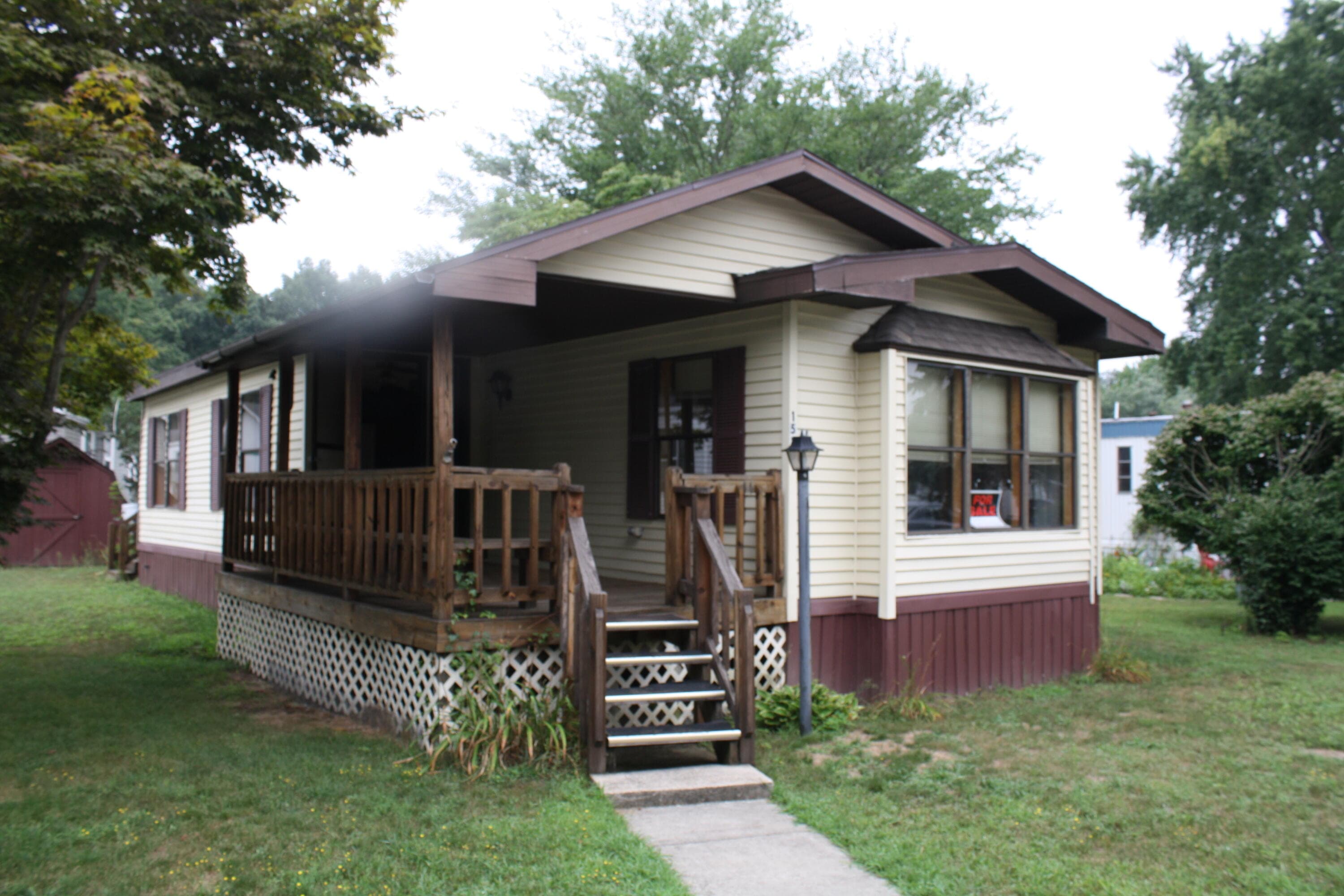 1580 Larry Allegan MI 49010