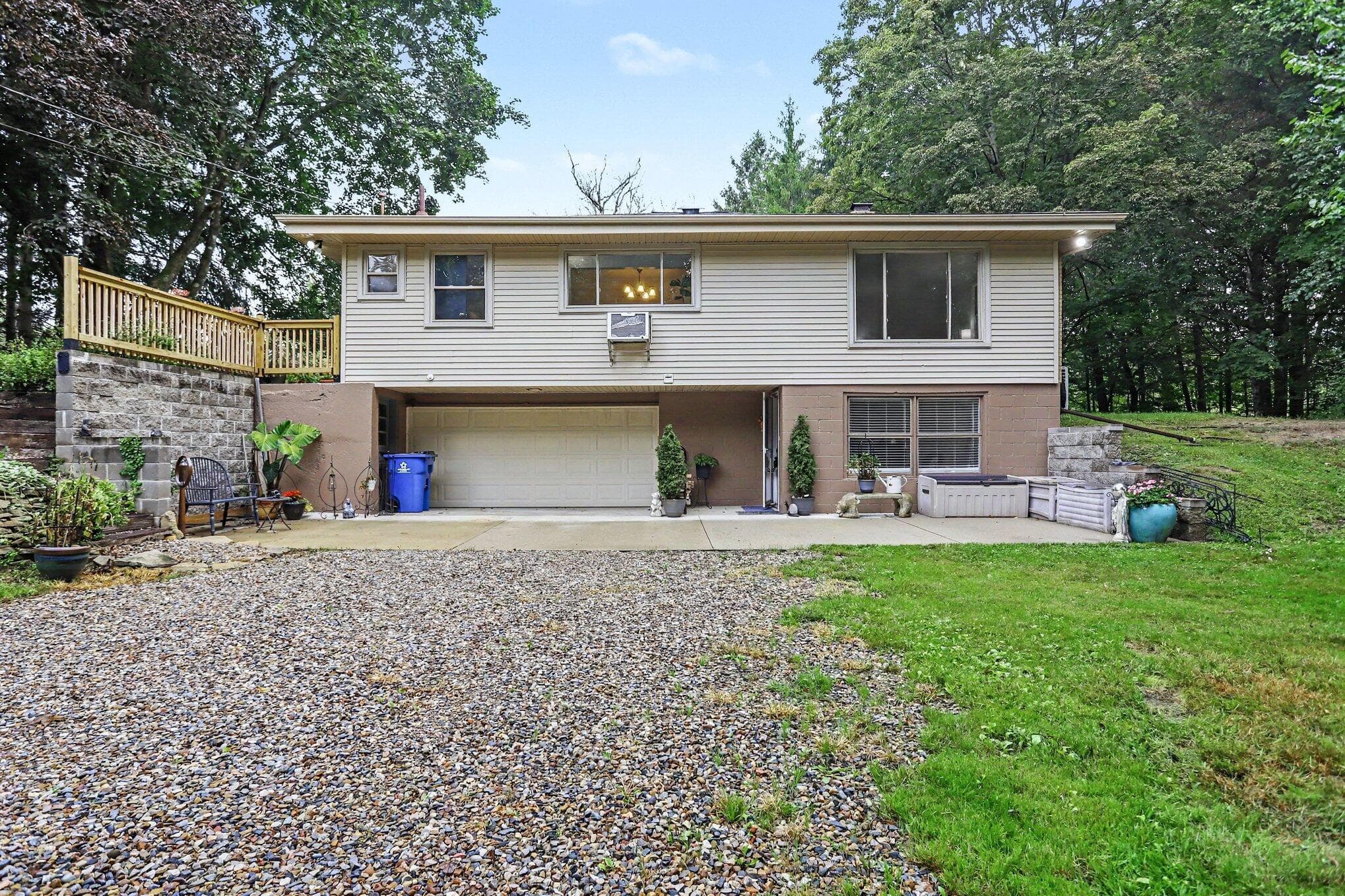 41341 County Road 665 Paw Paw MI 49079