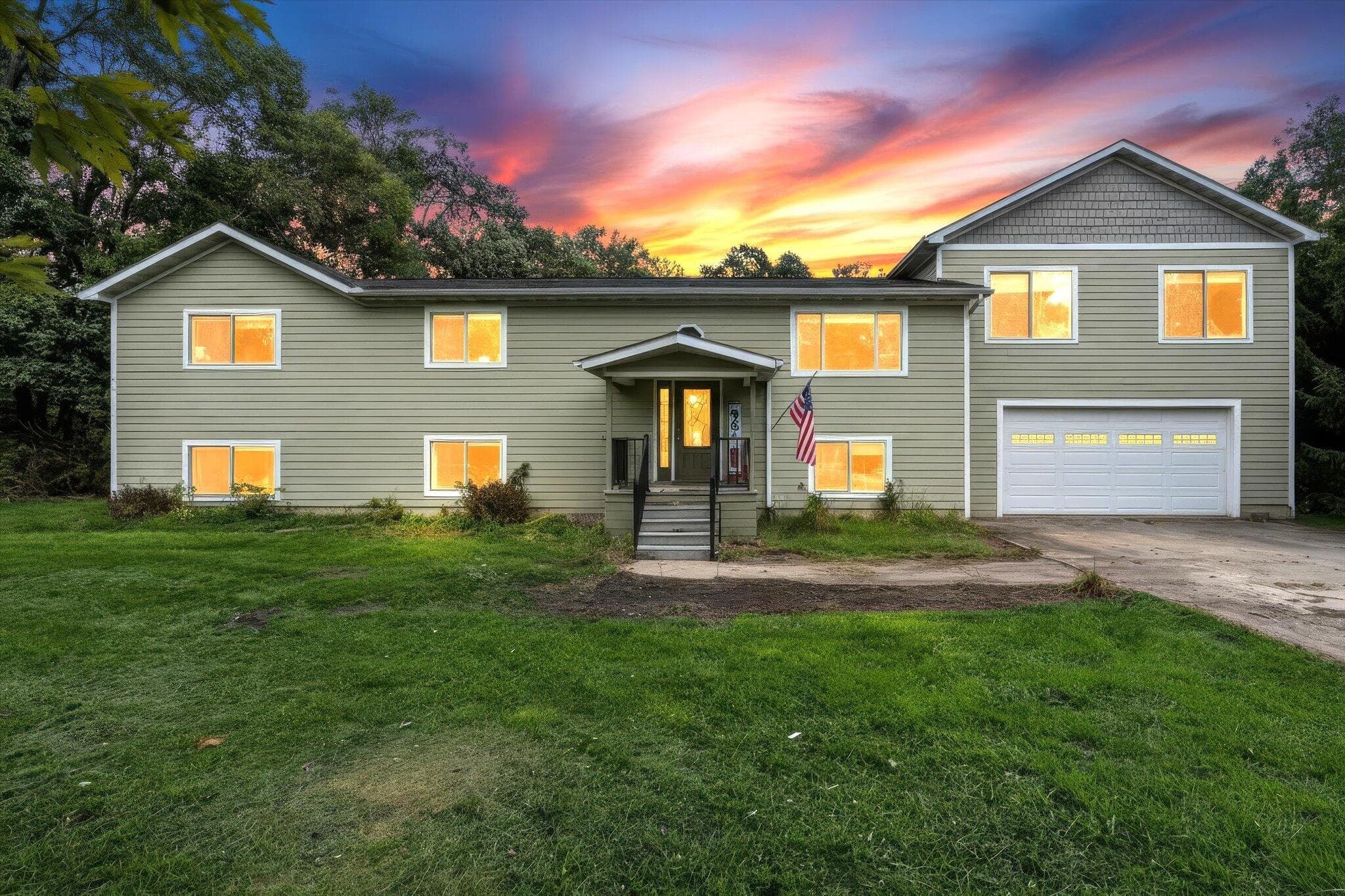 352 Burgess Galesburg MI 49053
