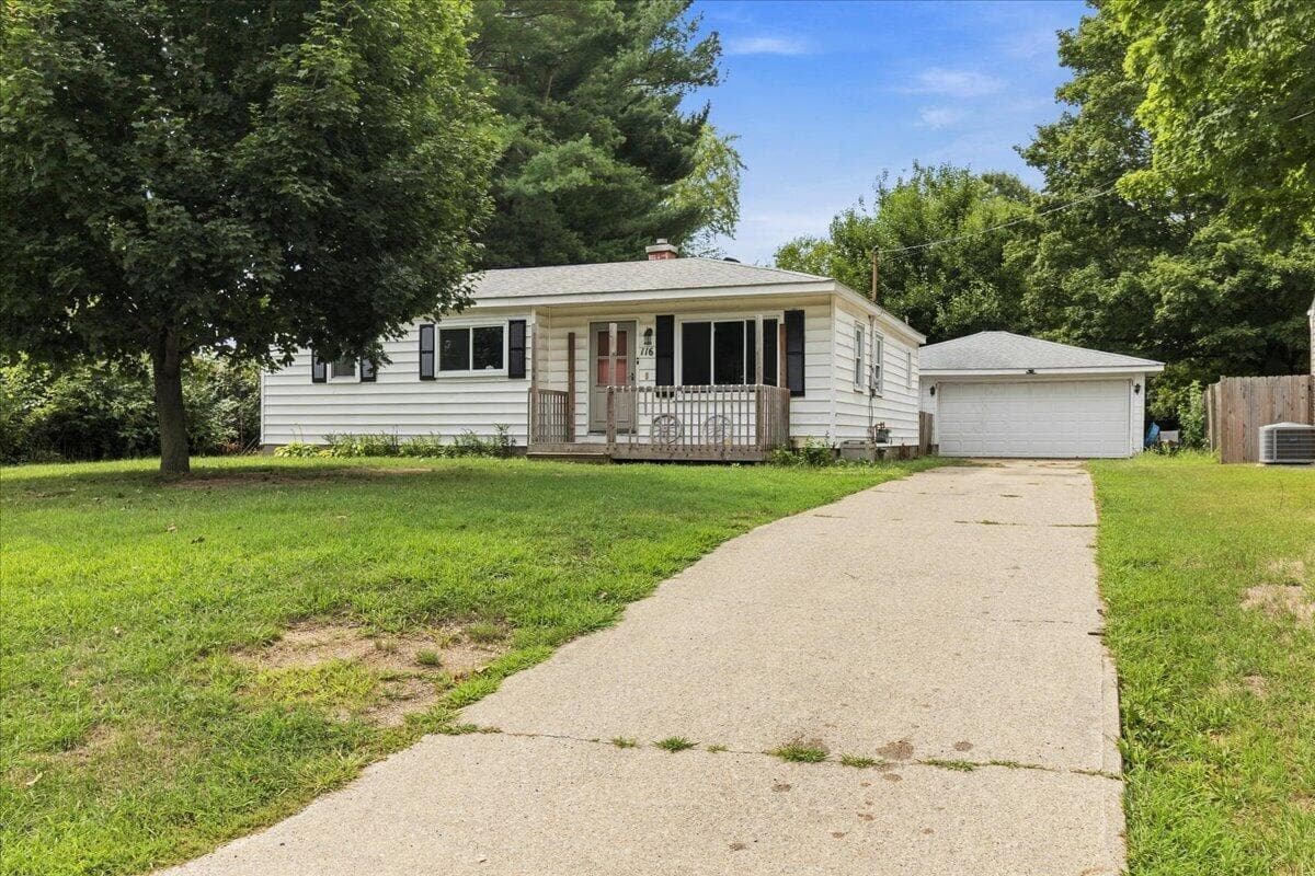 116 Northway Augusta MI 49012