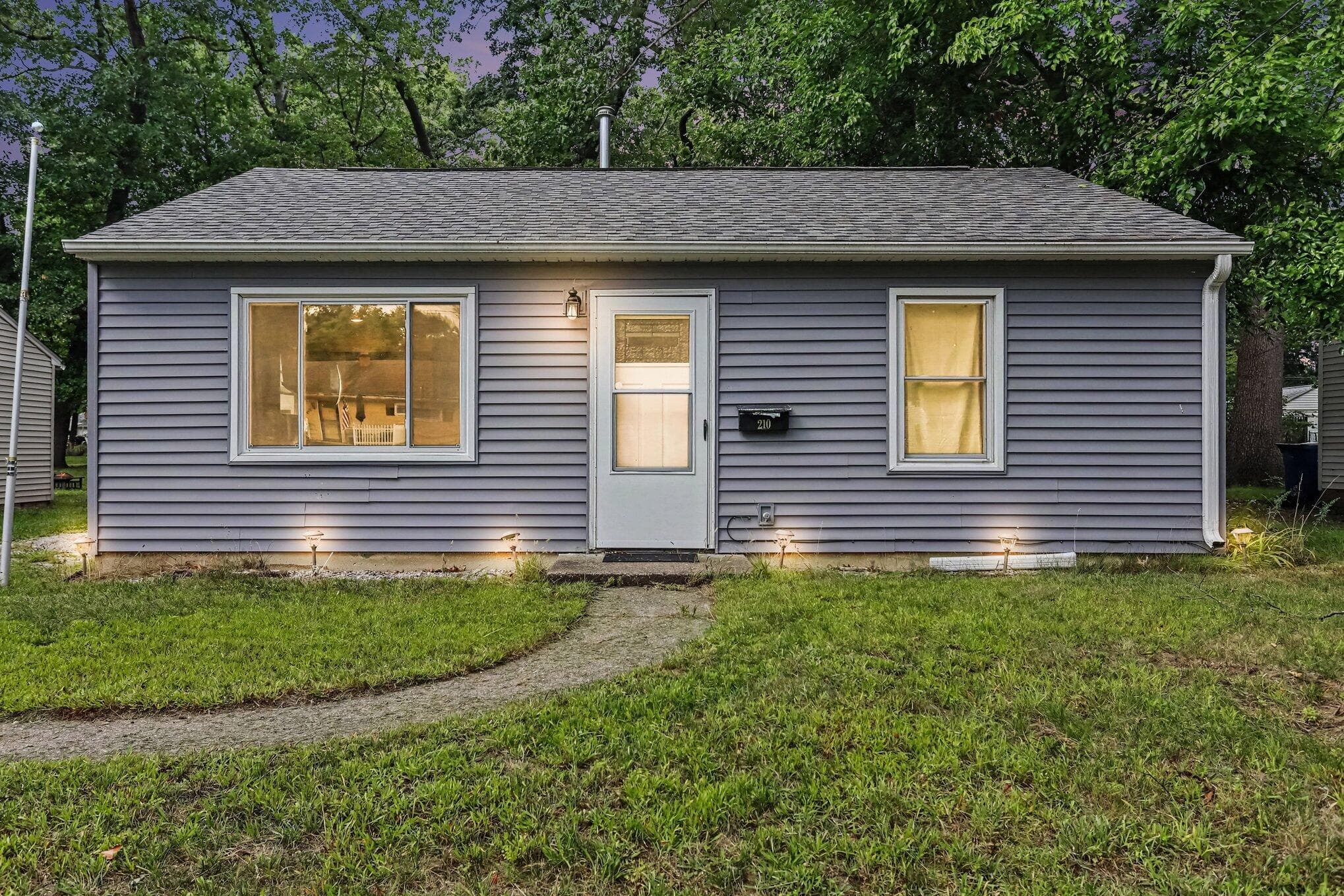 210 Spaulding Battle Creek MI 49037