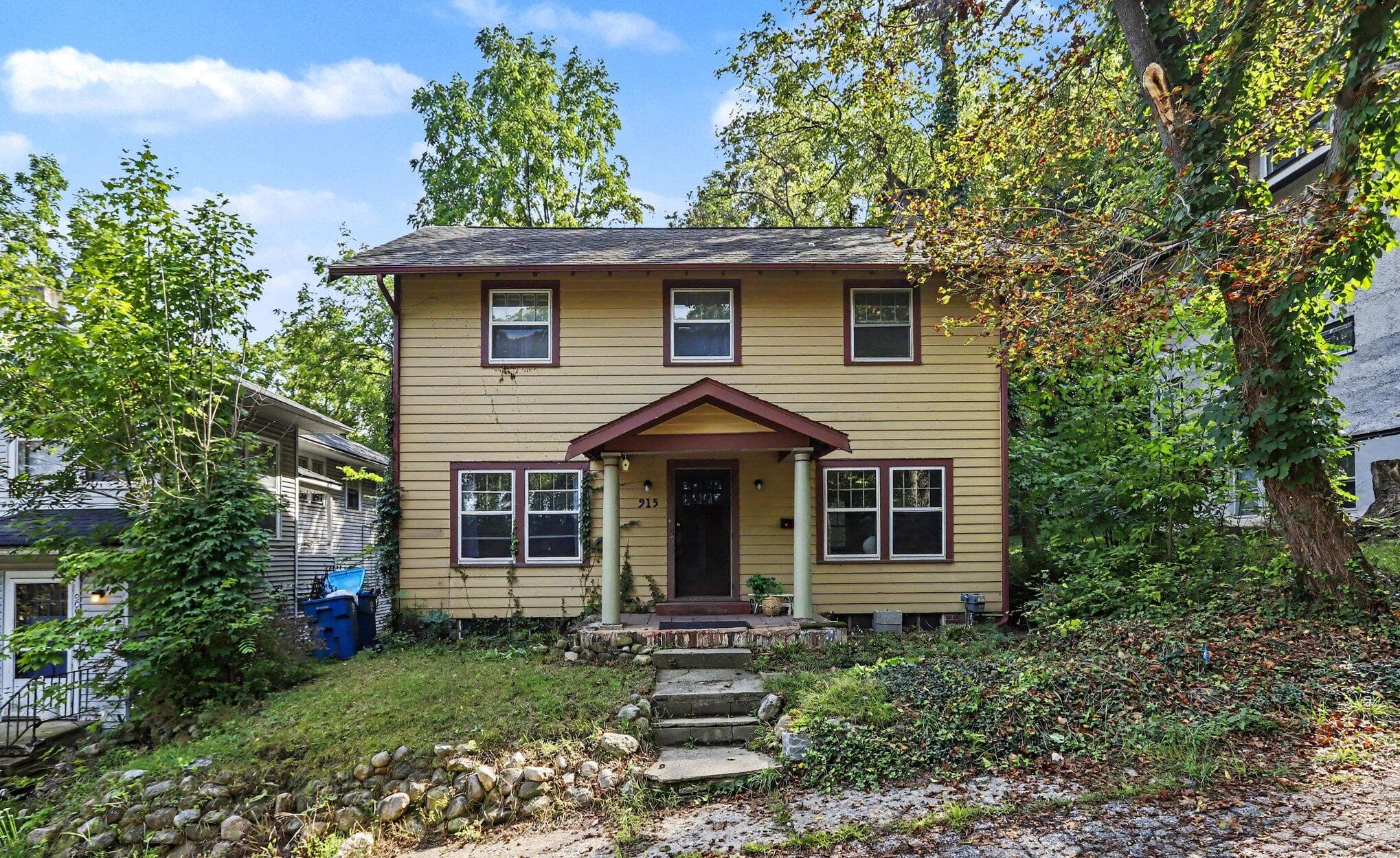 915 Walwood Kalamazoo MI 49007