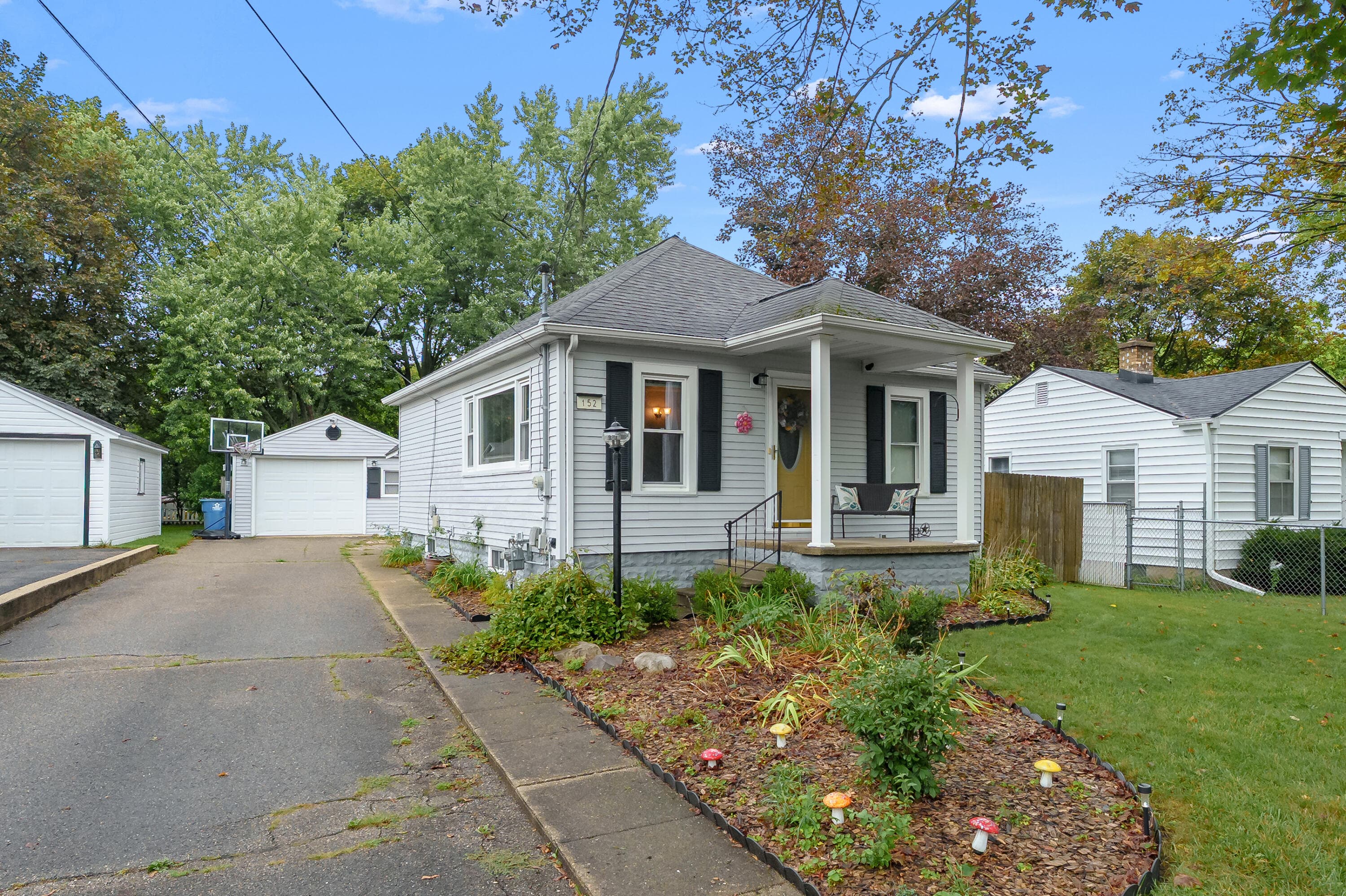 152 Albany Kalamazoo MI 49001