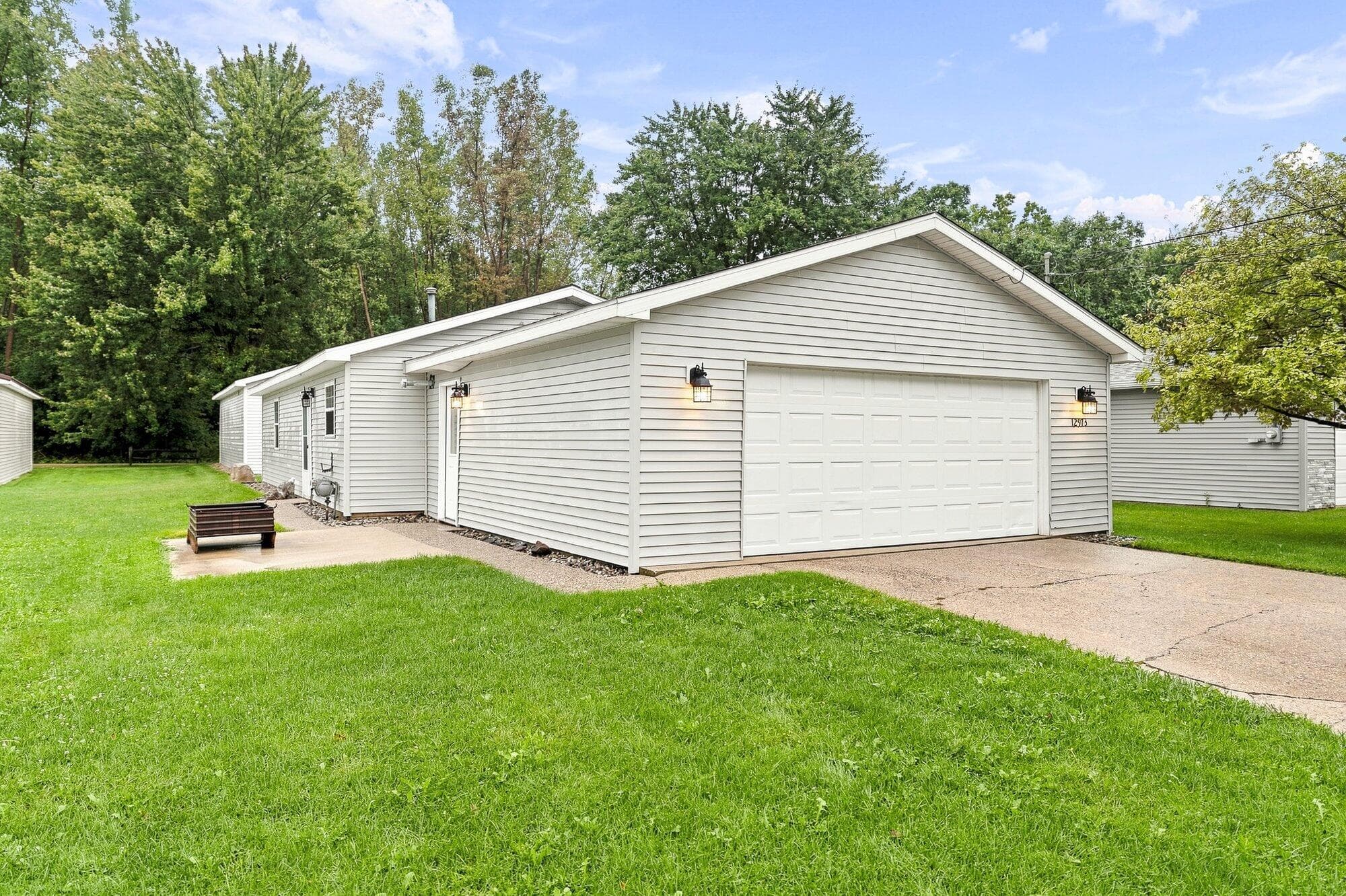 12973 Roughys Wayland MI 49348