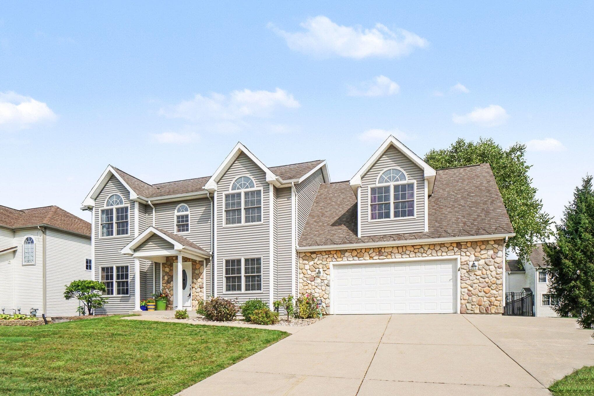 7875 Reindeer Street, Portage, MI 49002