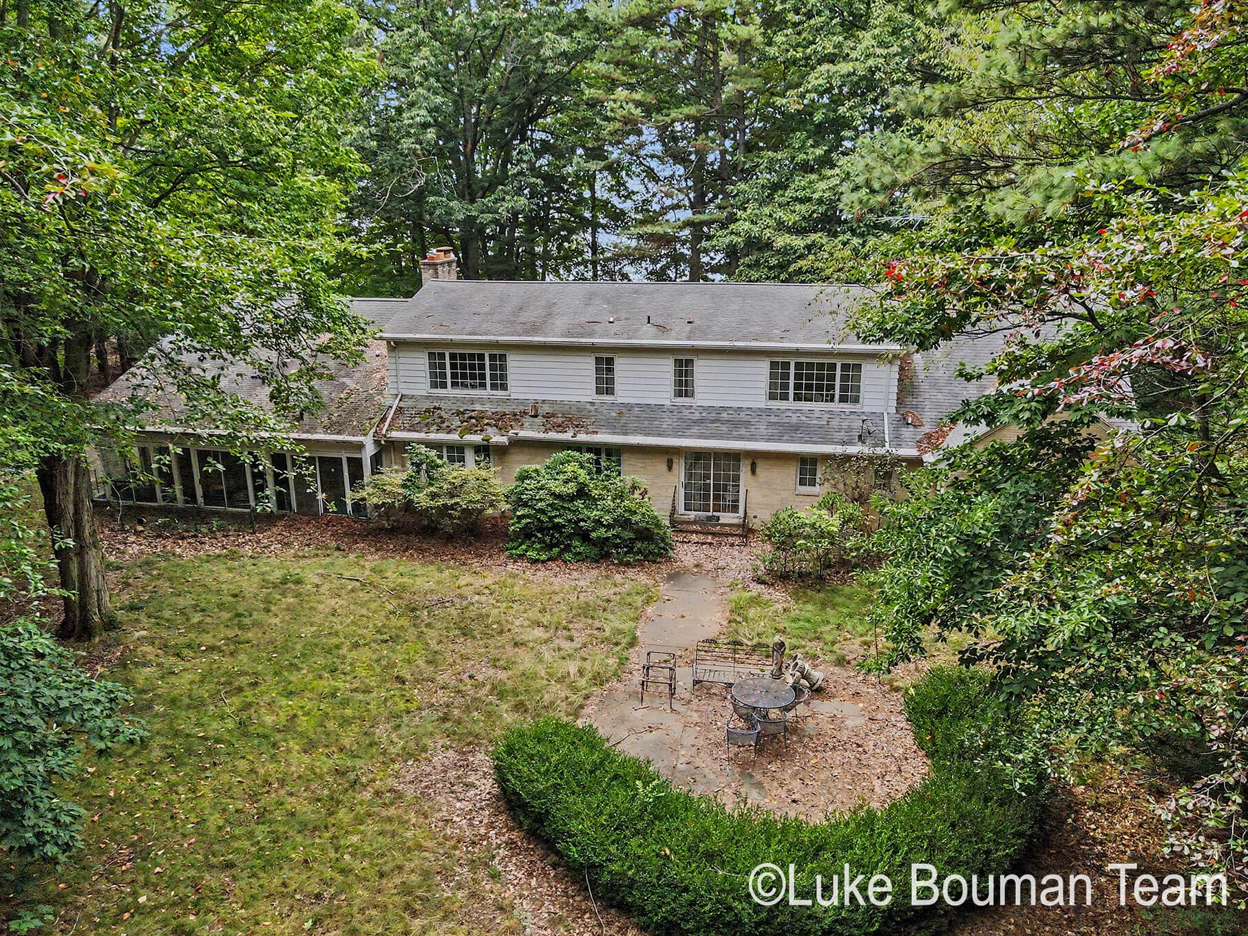 2801 Lakeshore Fennville MI 49408