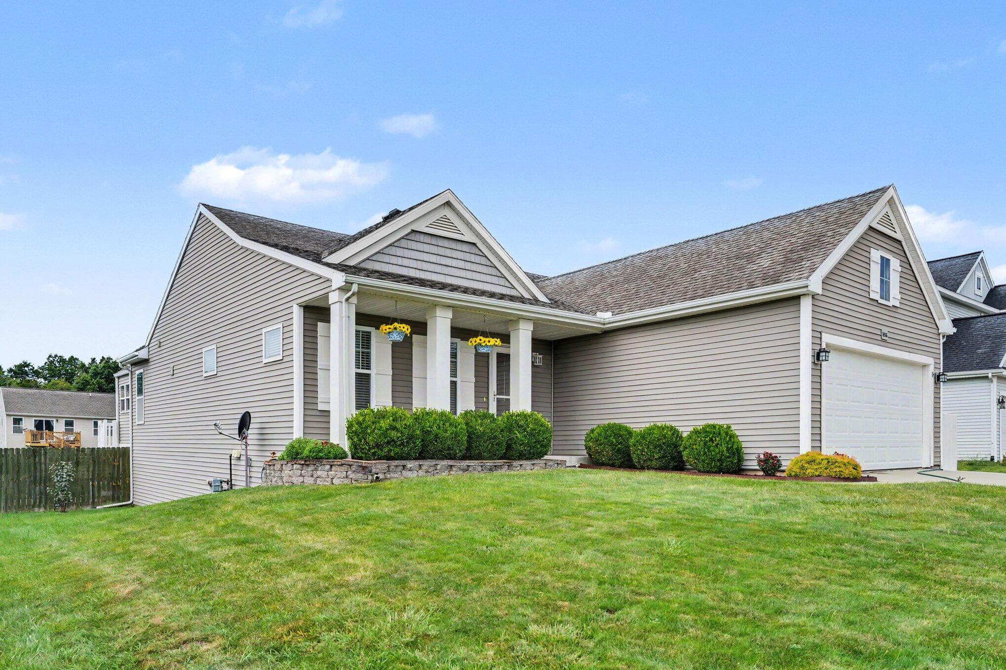 58536 Silvergrass Avenue, Mattawan, MI 49071