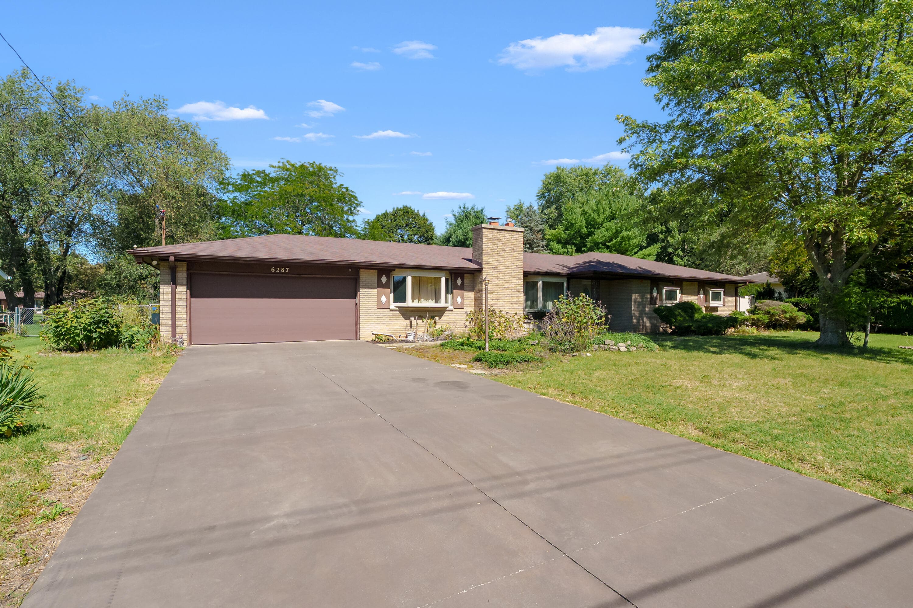 6287 Meadowview Avenue, Kalamazoo, MI 49048