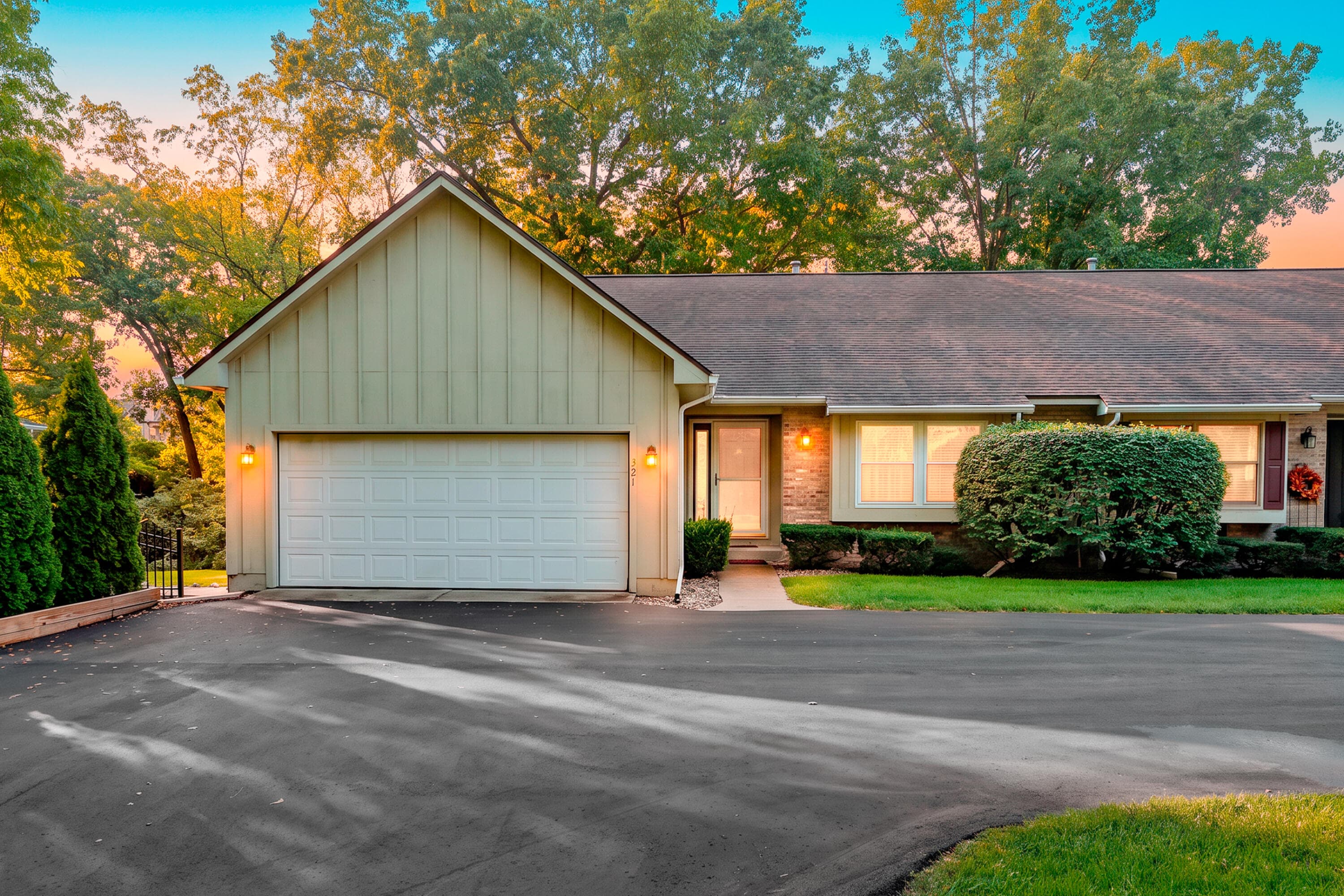 321 Pratt Road, Kalamazoo, MI 49001