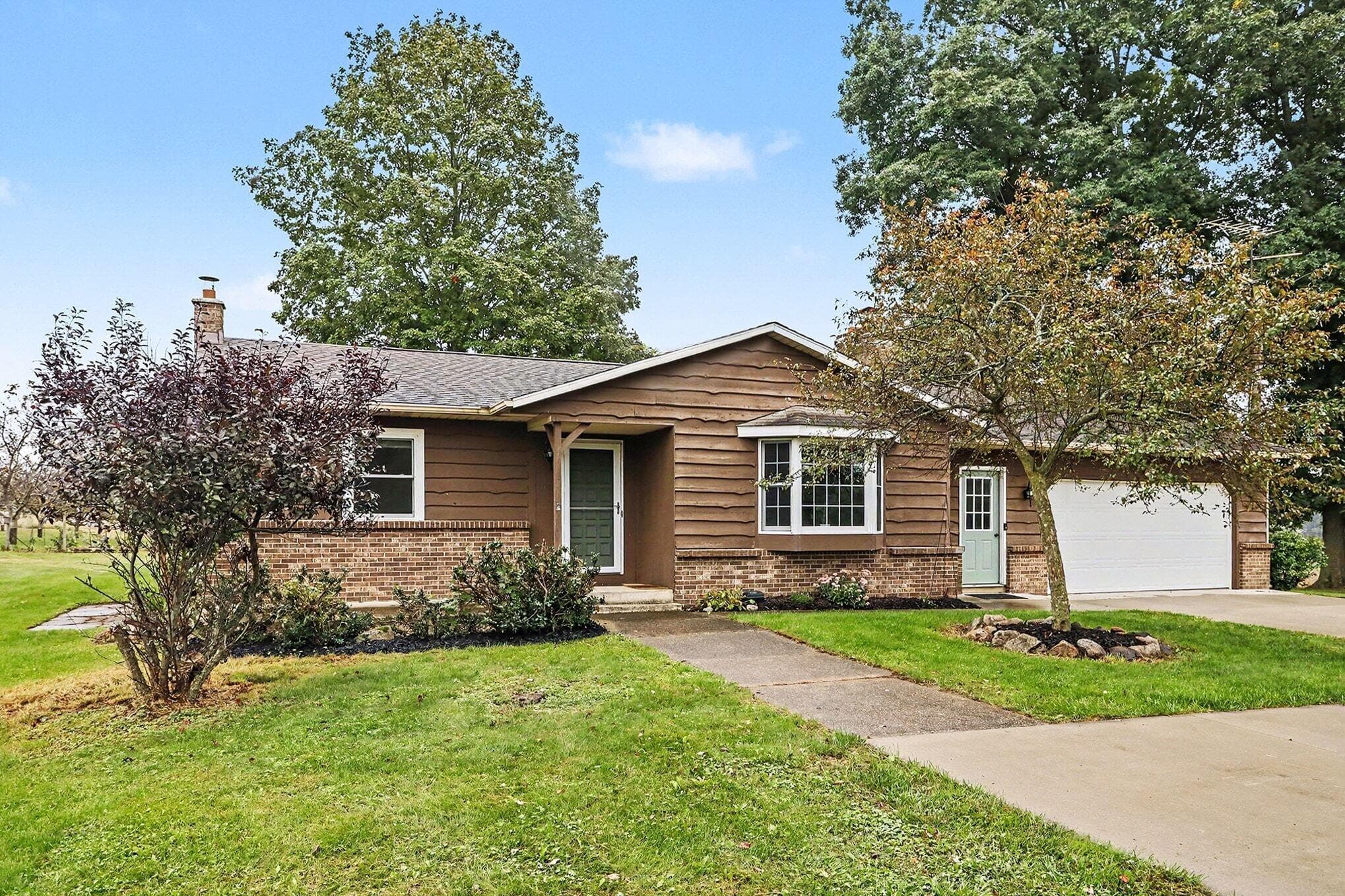 Primary property photo