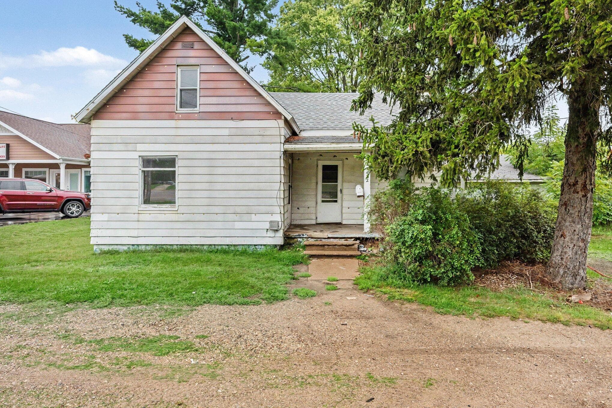 422 Western Avenue, Allegan, MI 49010