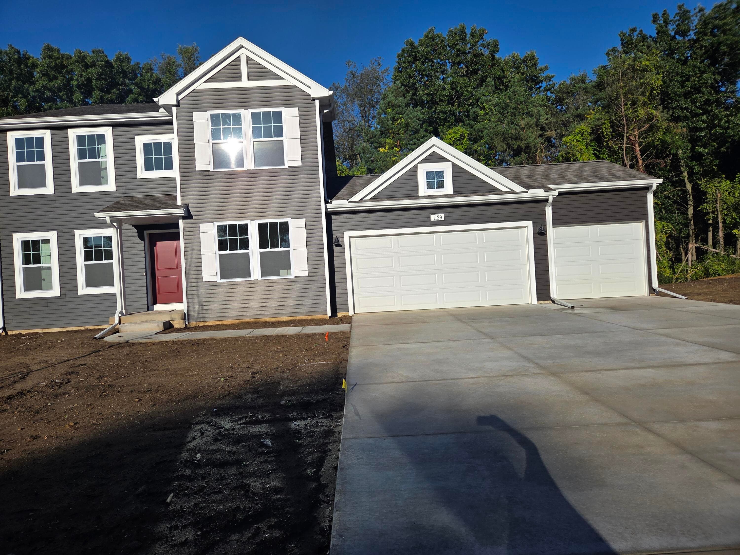 Primary property photo