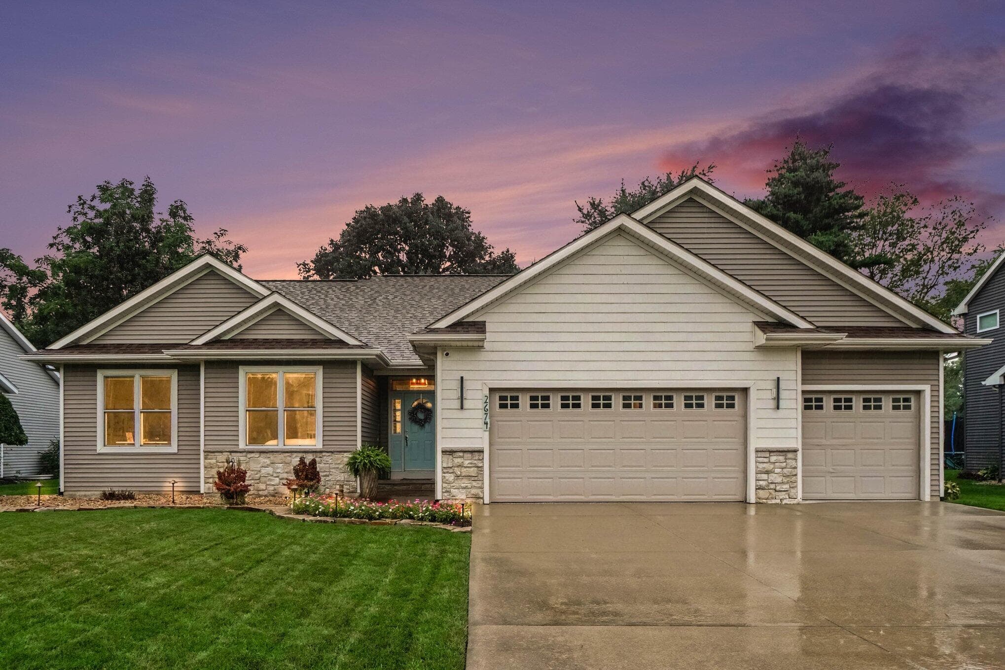 Primary property photo