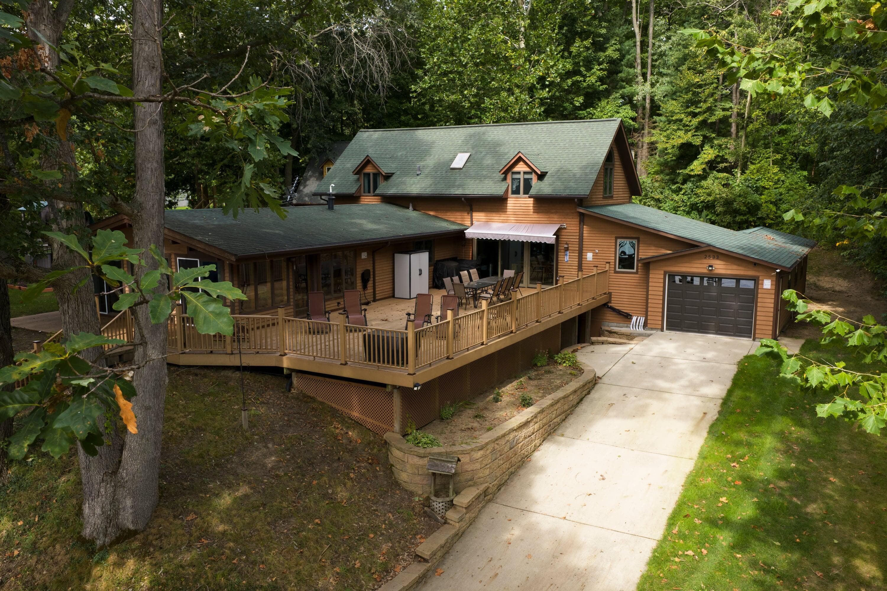 2533 Miner Lake Drive, Allegan, MI 49010