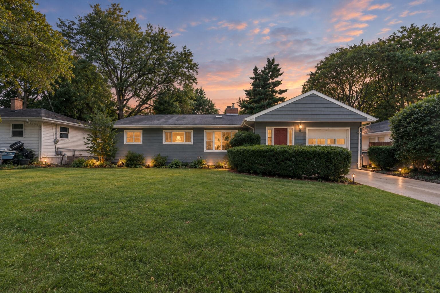2909 Crestview Avenue, Kalamazoo, MI 49006