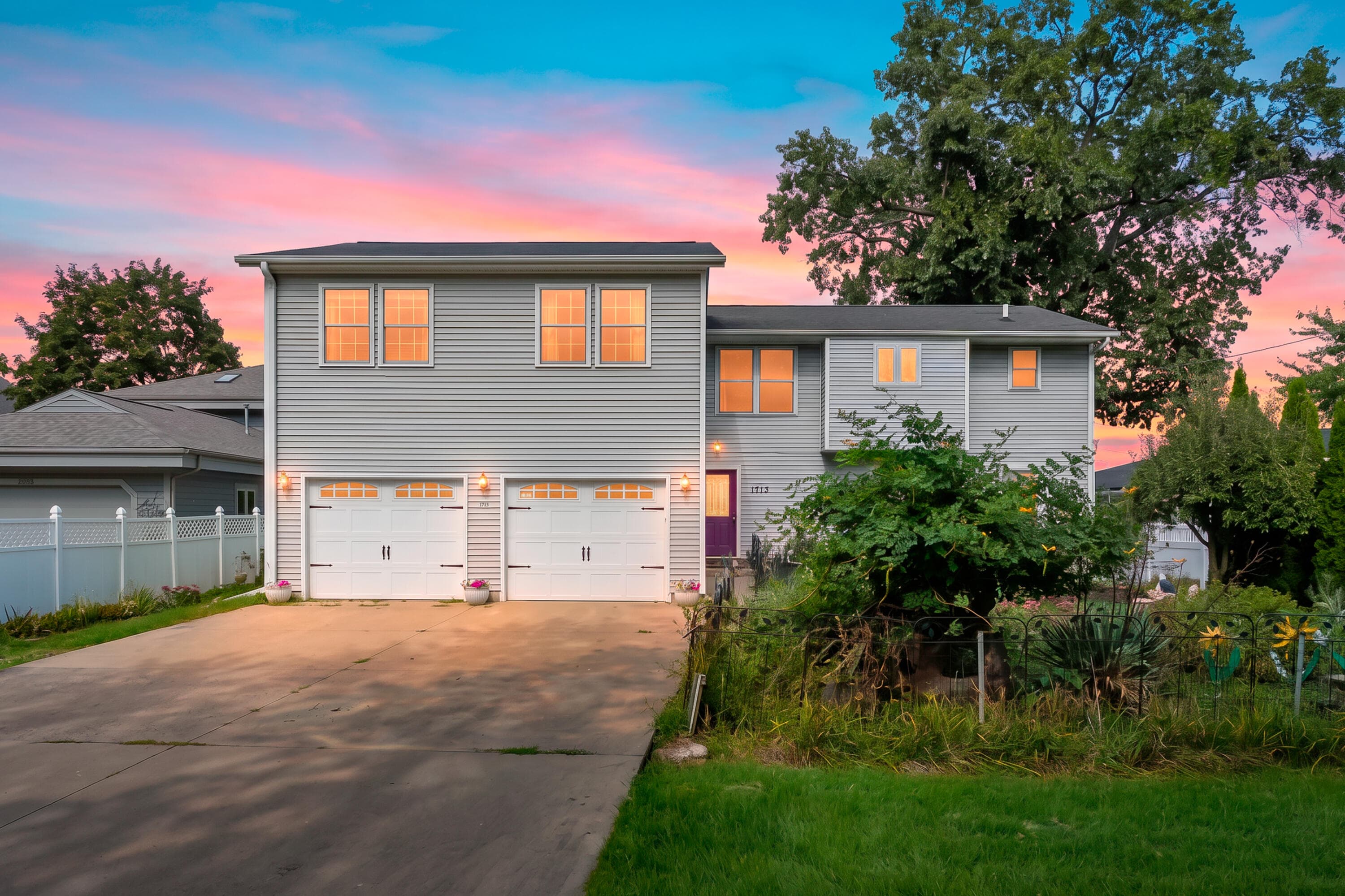 1713 Lakeview Portage MI 49002