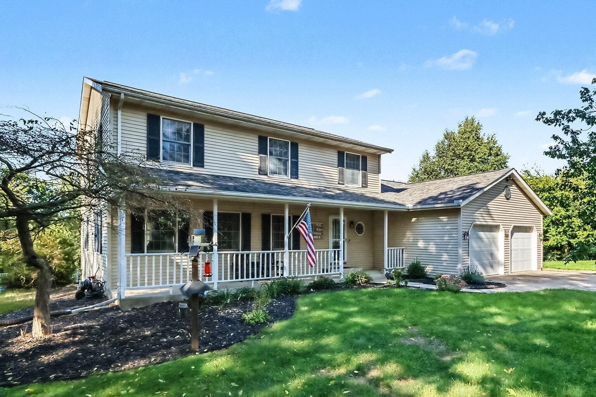 10154 Paw Paw Lake Drive, Mattawan, MI 49071