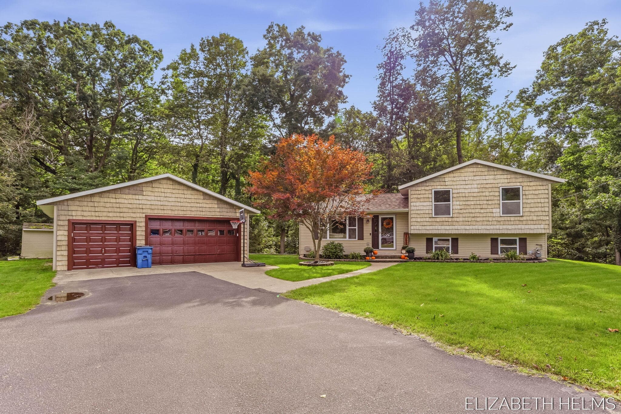 104 Glenn Street, Allegan, MI 49010