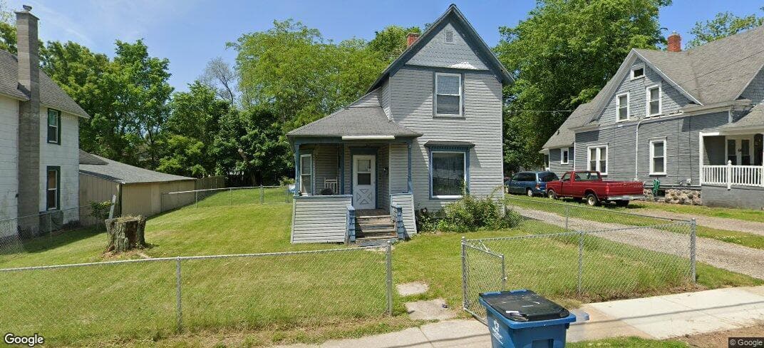 Primary property photo