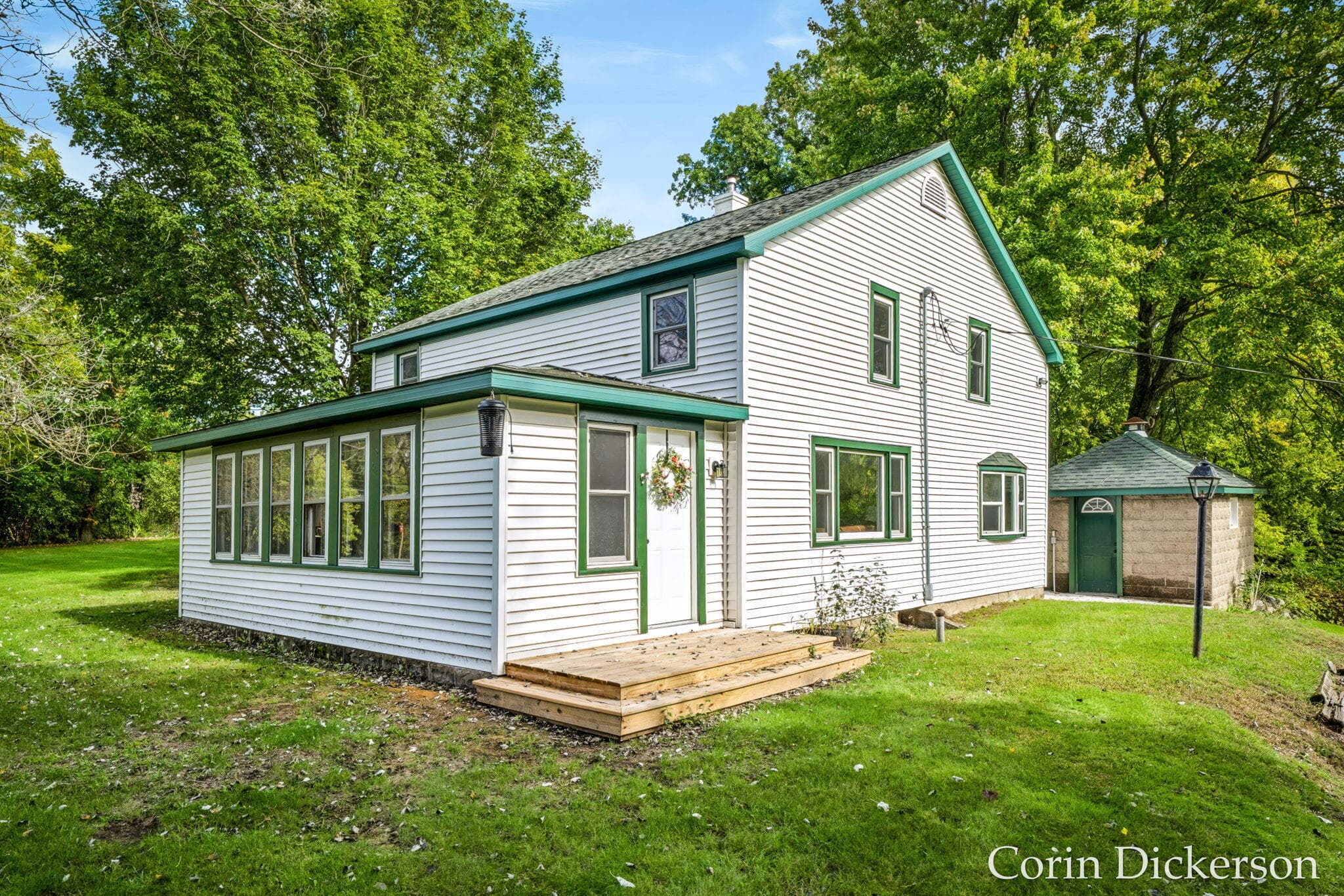 10860 Douglas Avenue, Plainwell, MI 49080