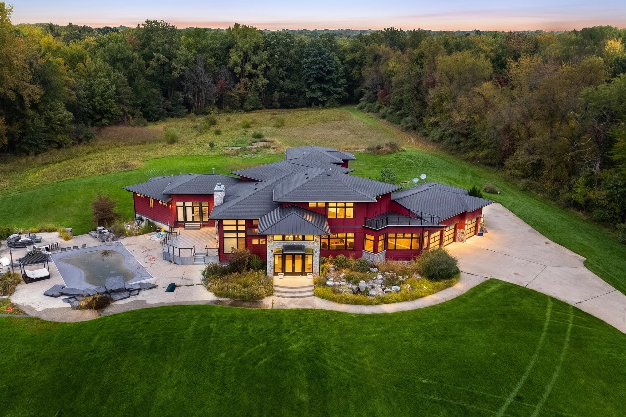 9717 E V Avenue, Vicksburg, MI 49097