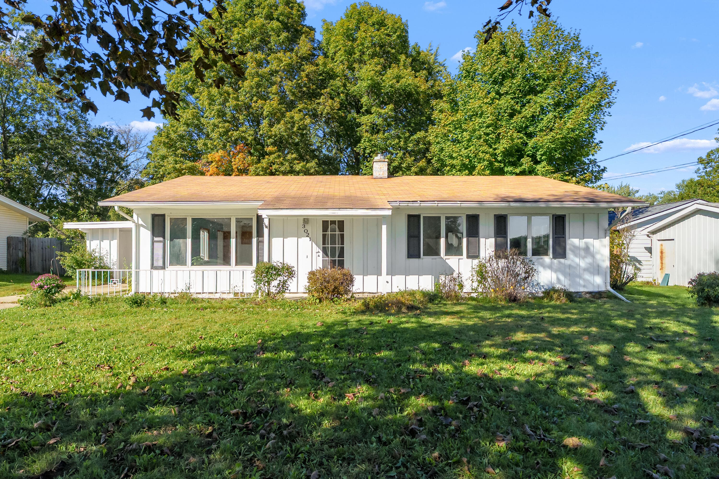Primary property photo