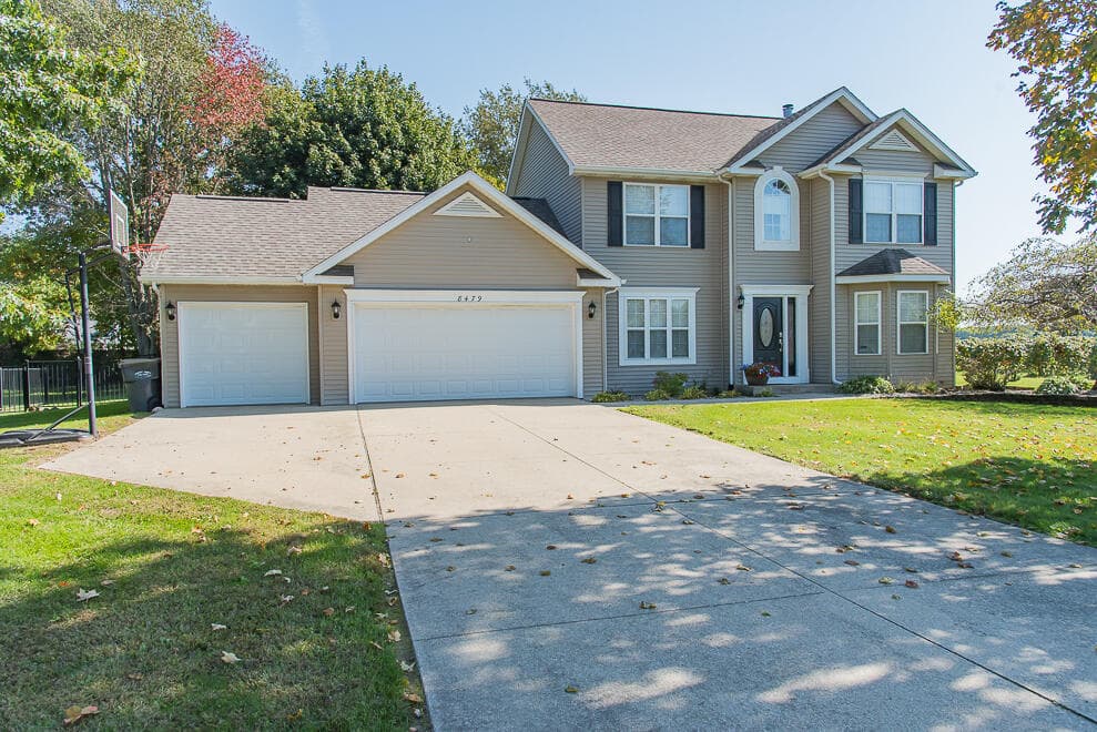 8479 Kaleb Kove Street, Kalamazoo, MI 49009