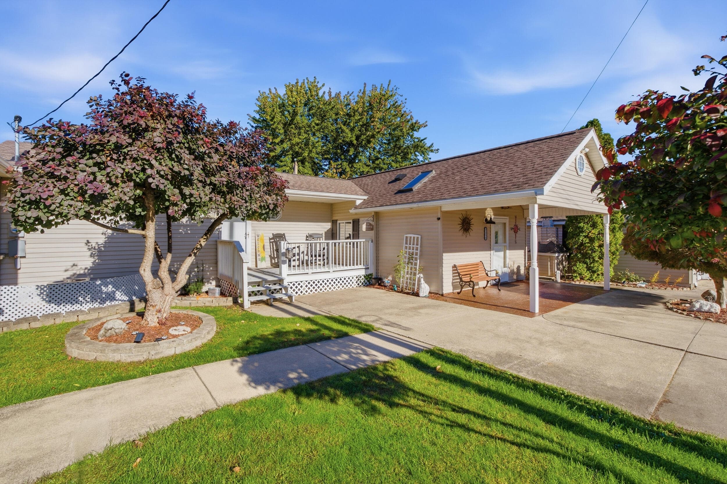 51770 Easy Street, Paw Paw, MI 49079