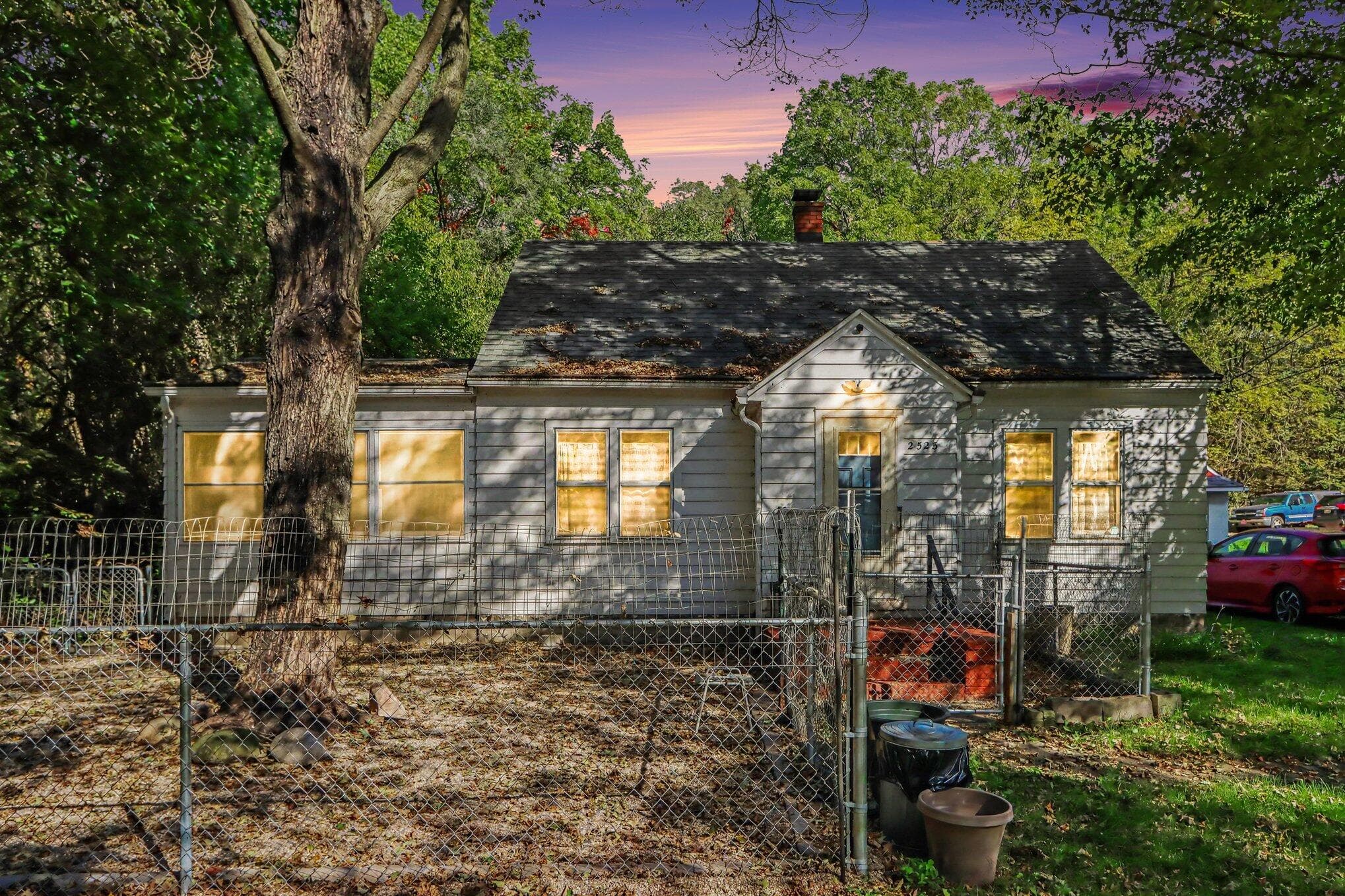 2523 Schippers Lane, Kalamazoo, MI 49048