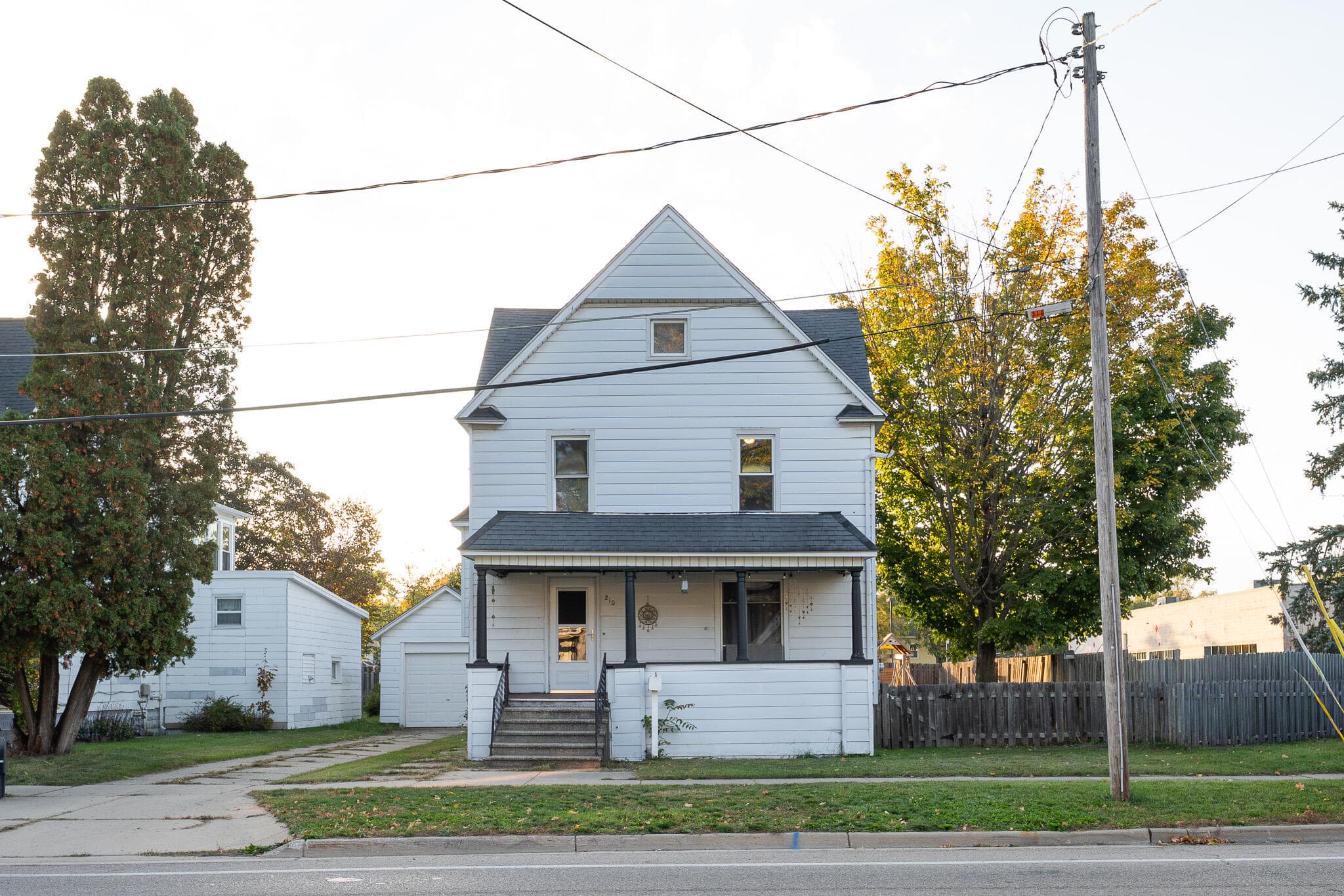 210 S Farmer Street, Otsego, MI 49078