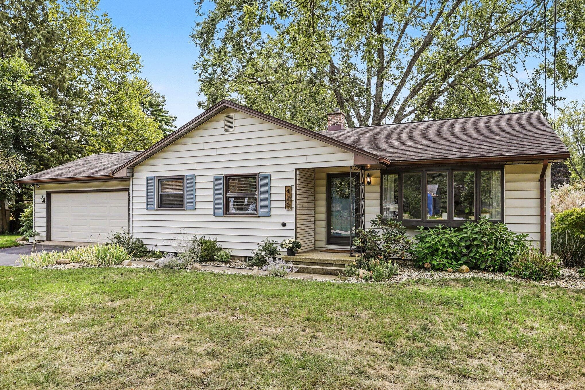 426 Larkspur Avenue, Portage, MI 49002