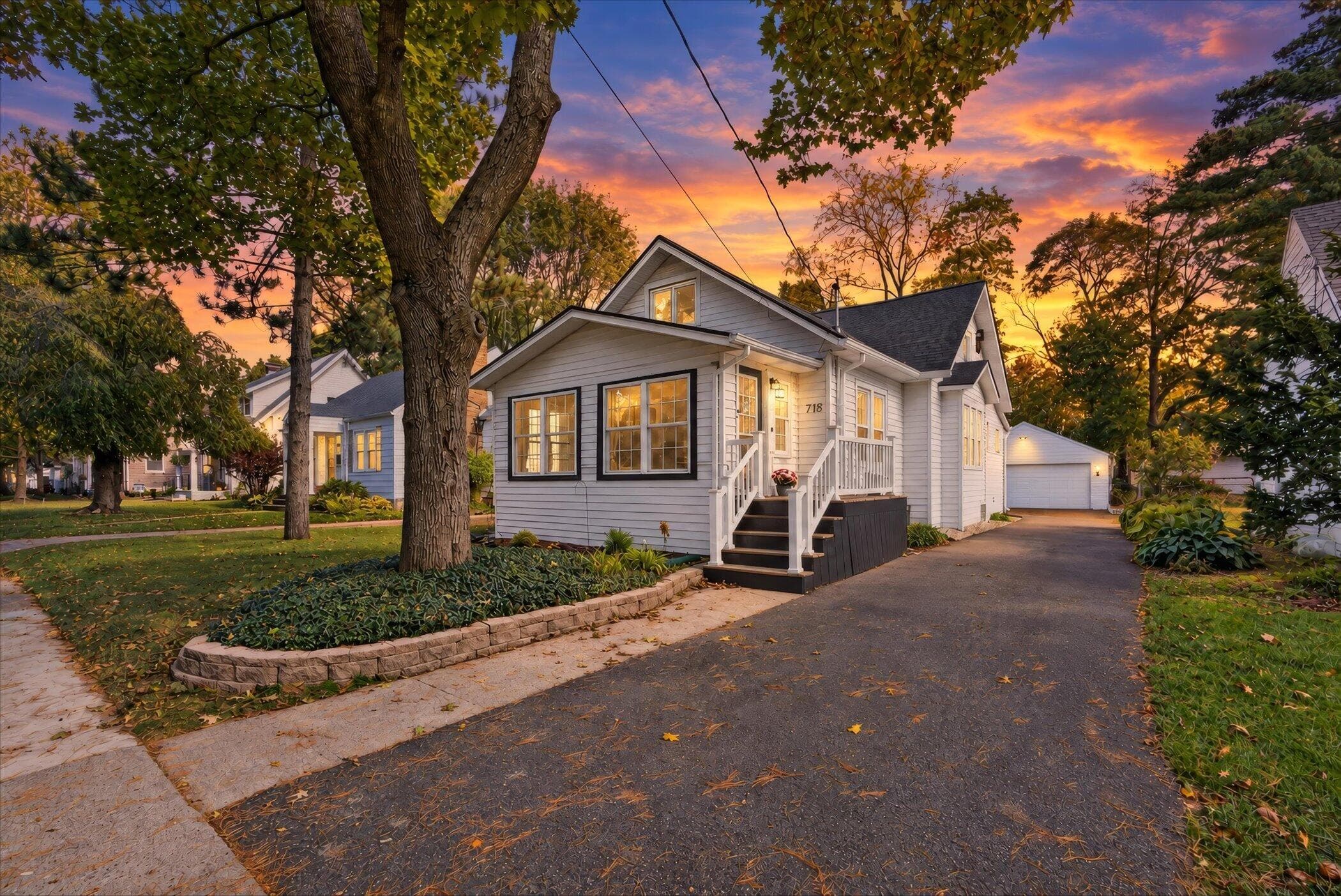 718 Pinehurst Boulevard, Kalamazoo, MI 49006
