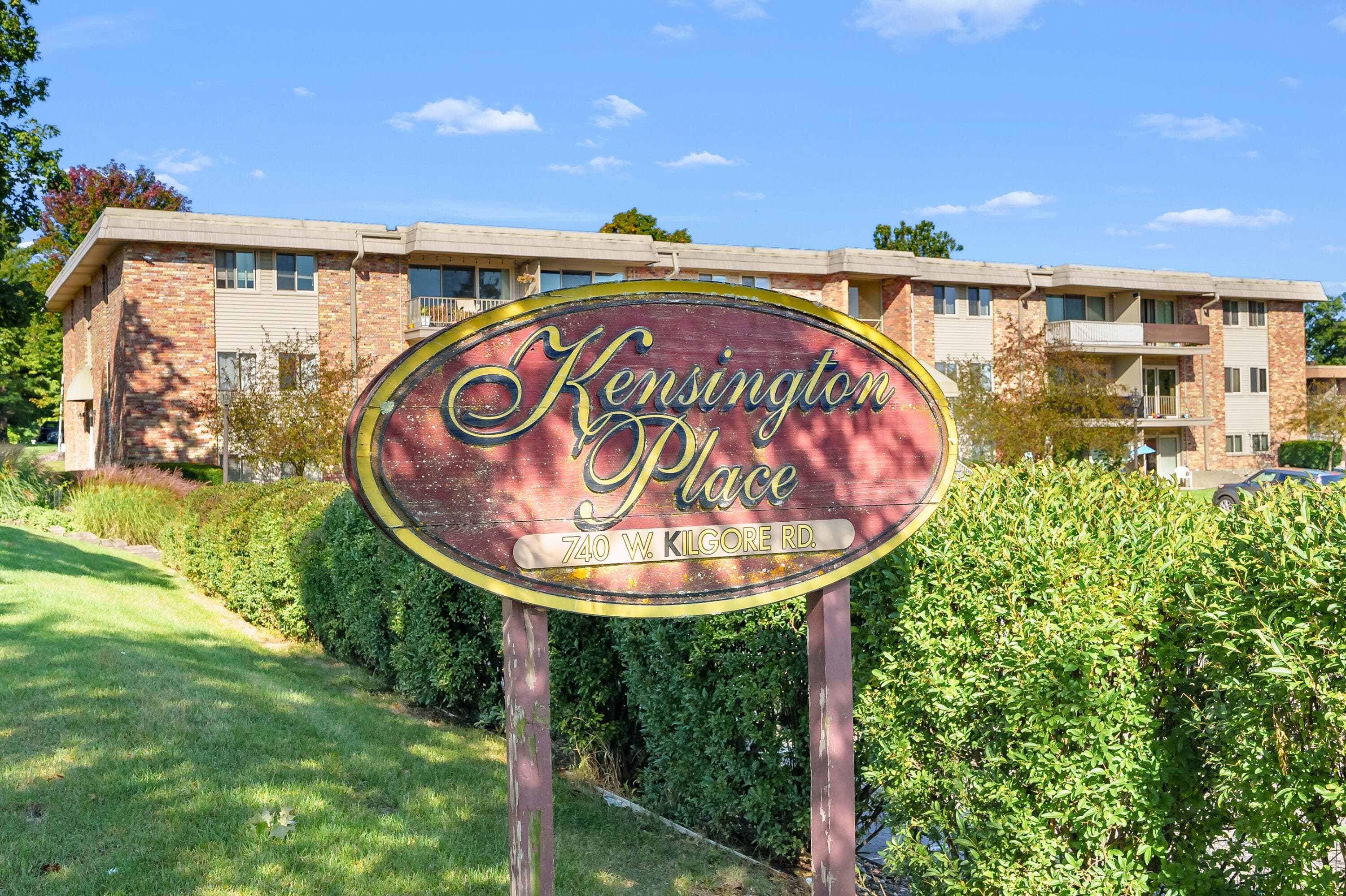 722 W Kilgore Road, Kalamazoo, MI 49008