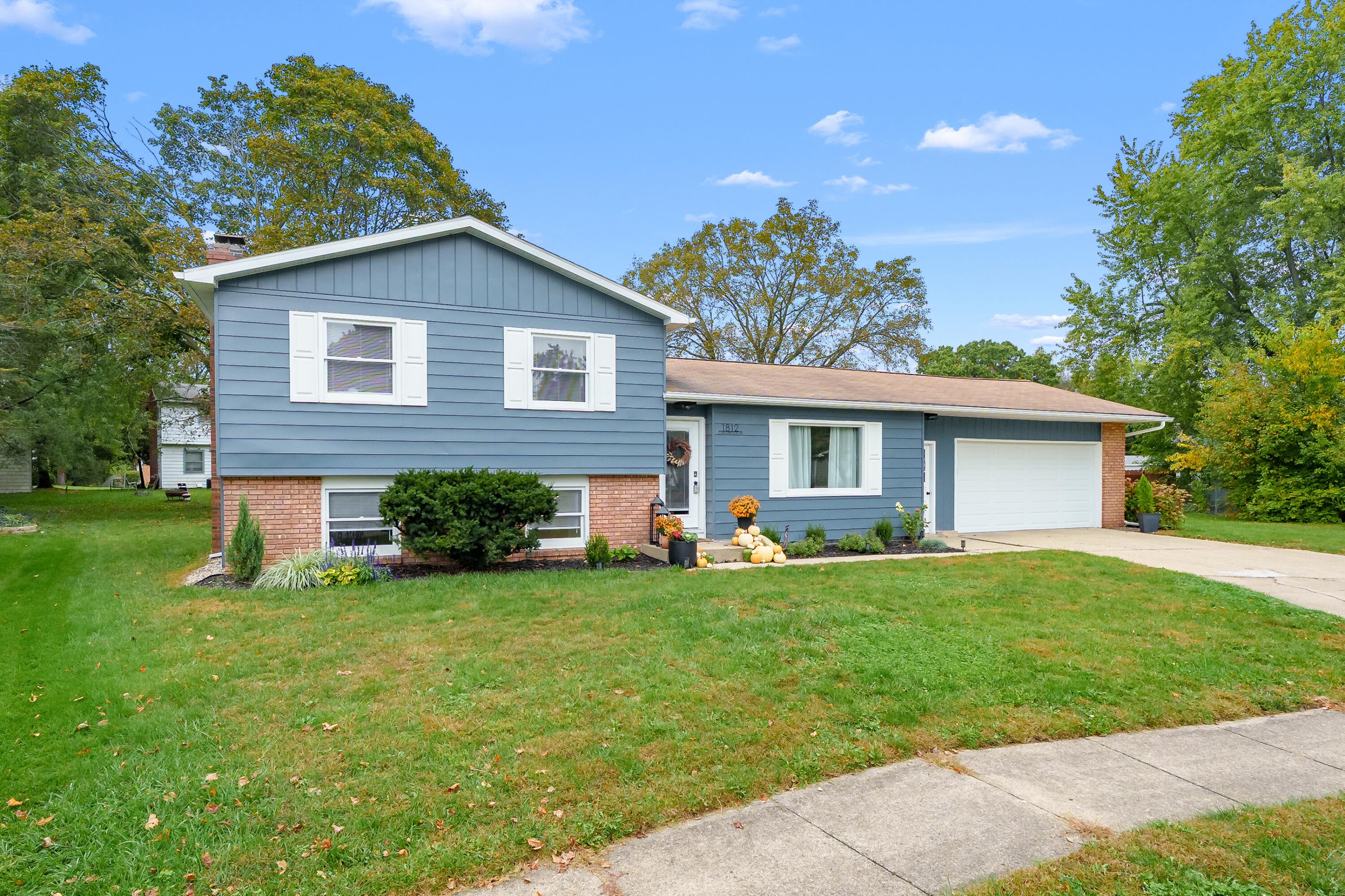 1812 Carlsbrook Lane, Portage, MI 49024