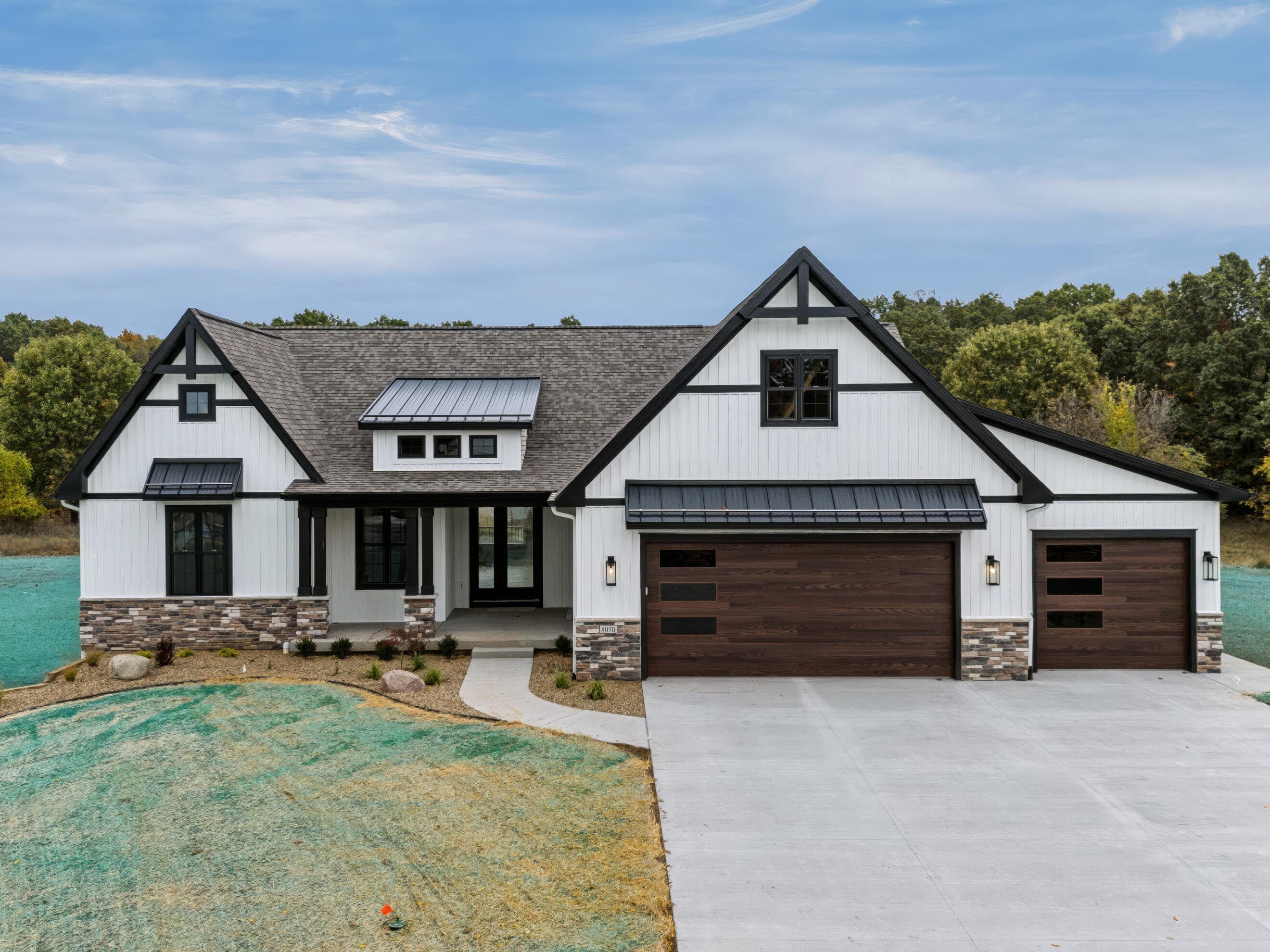 Primary property photo