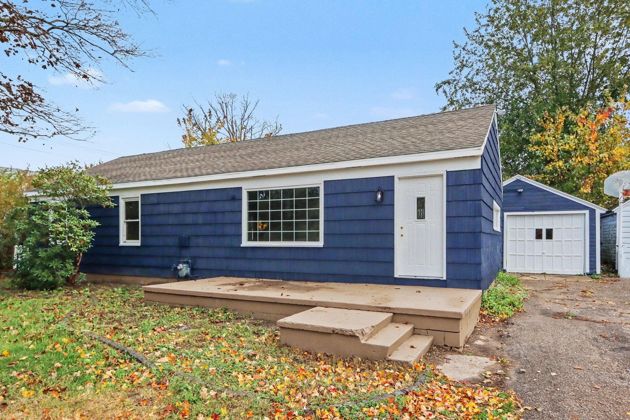 207 Eastern Avenue, Allegan, MI 49010