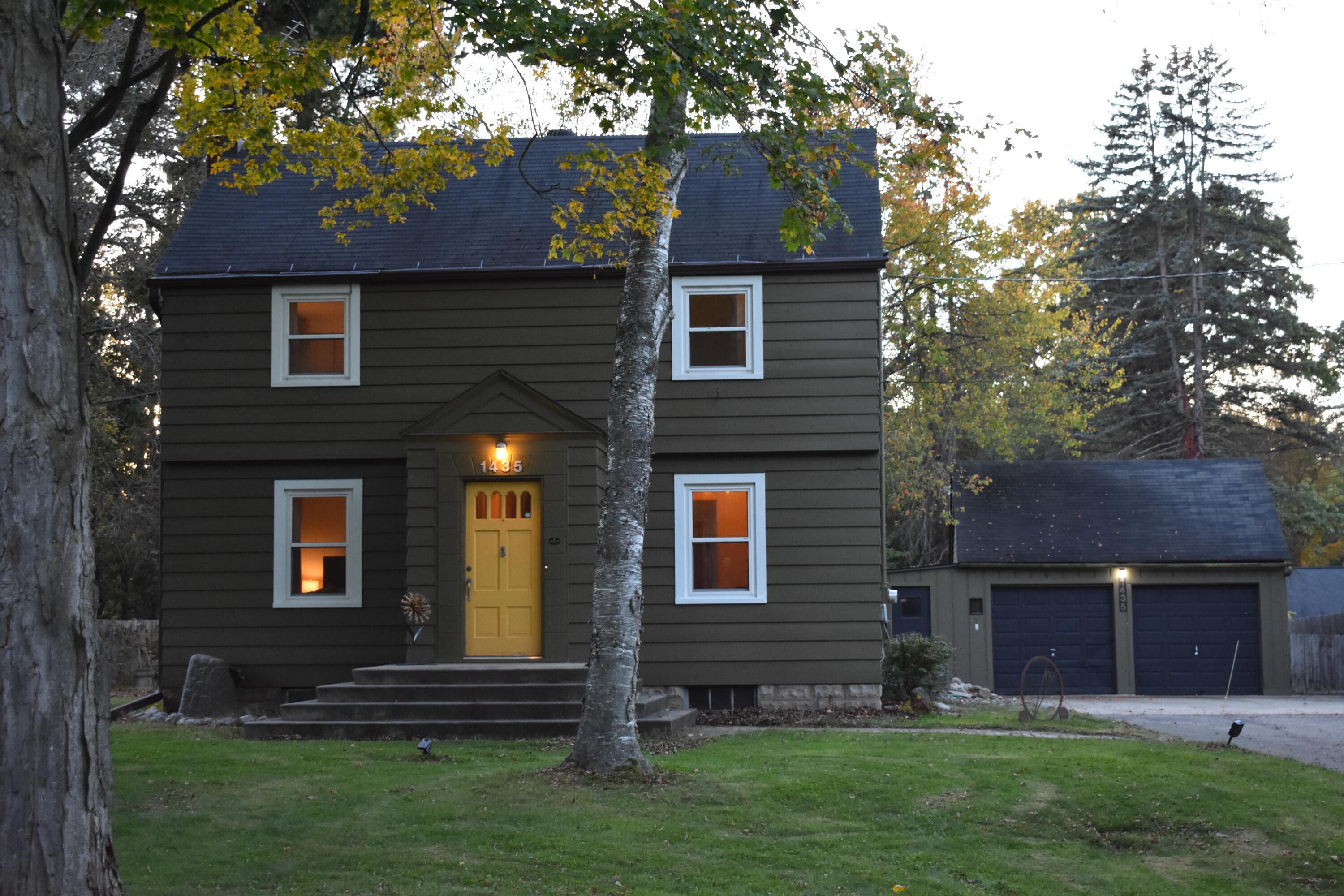 Primary property photo