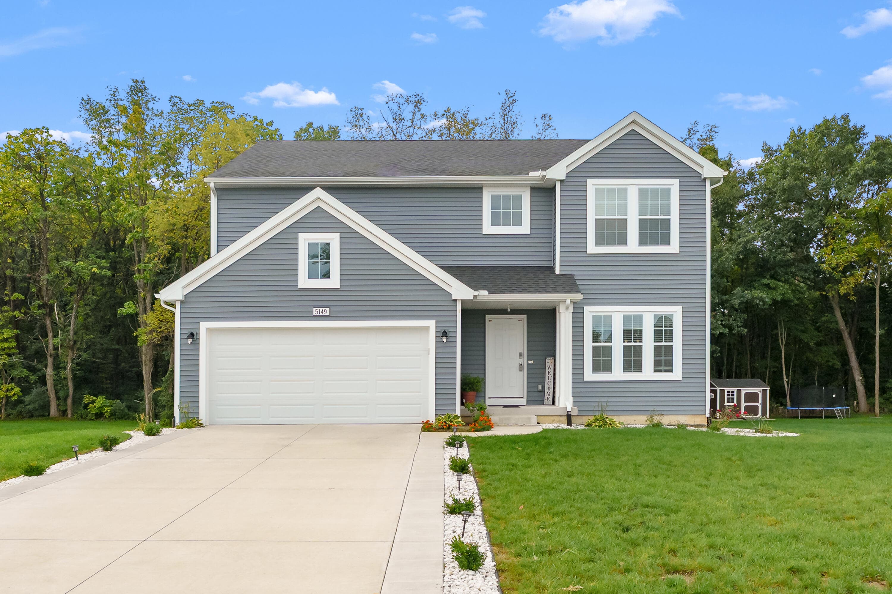 Primary property photo